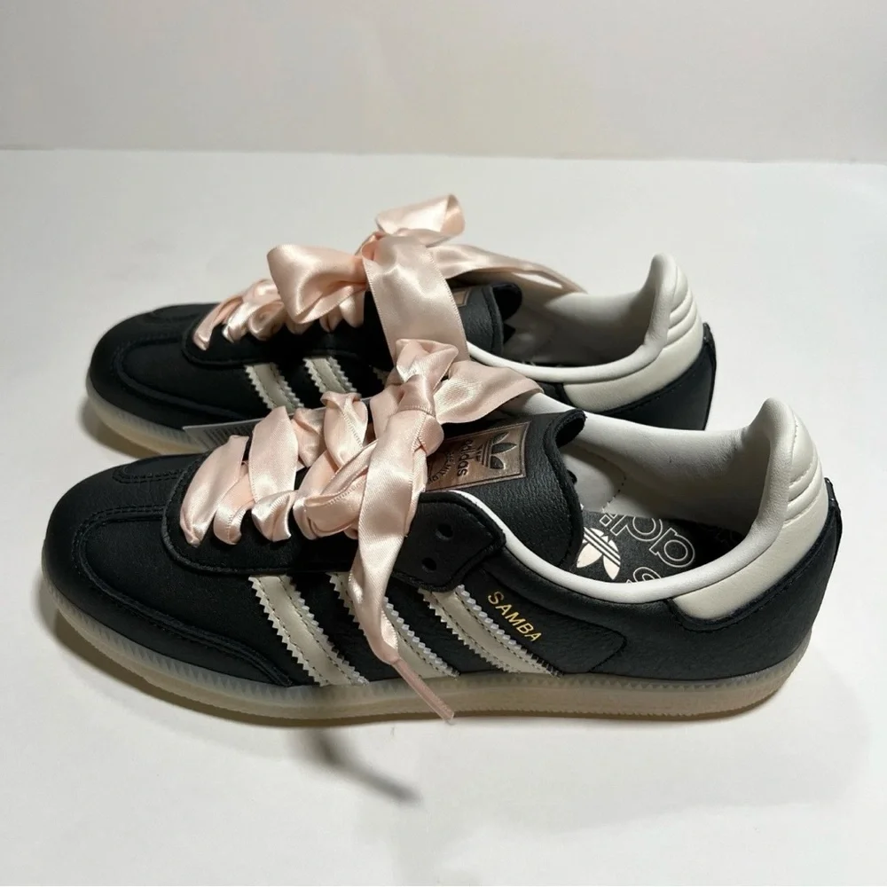 Adidas Women's Black Samba Sneakers with Pink Satin Laces BRAND NEW - Picture 3 of 6